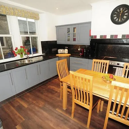 Northern Lake District Retreat For Up To 4 Guests *